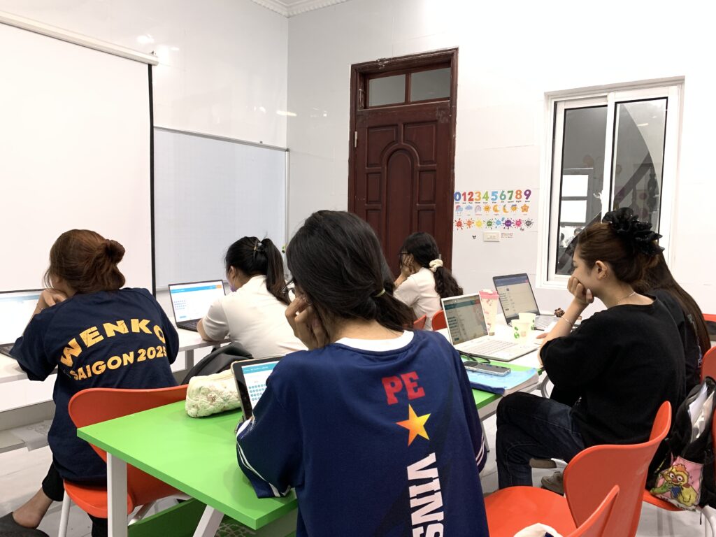 học cùng ngoại ngữ UK